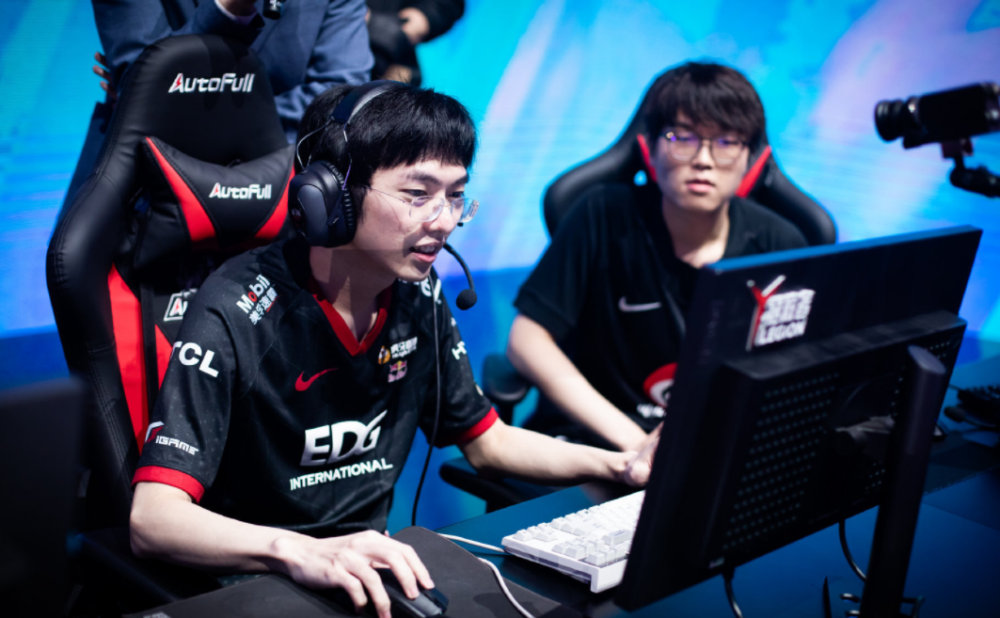 熊猫直播-包含CLG碾压T1，Meiko高光表现的词条