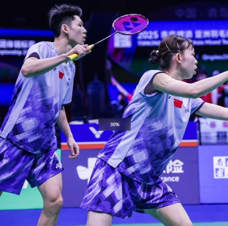 体育赛事直播-中国羽毛球队强势印尼羽毛球队，陶菲克三分雨点燃全场