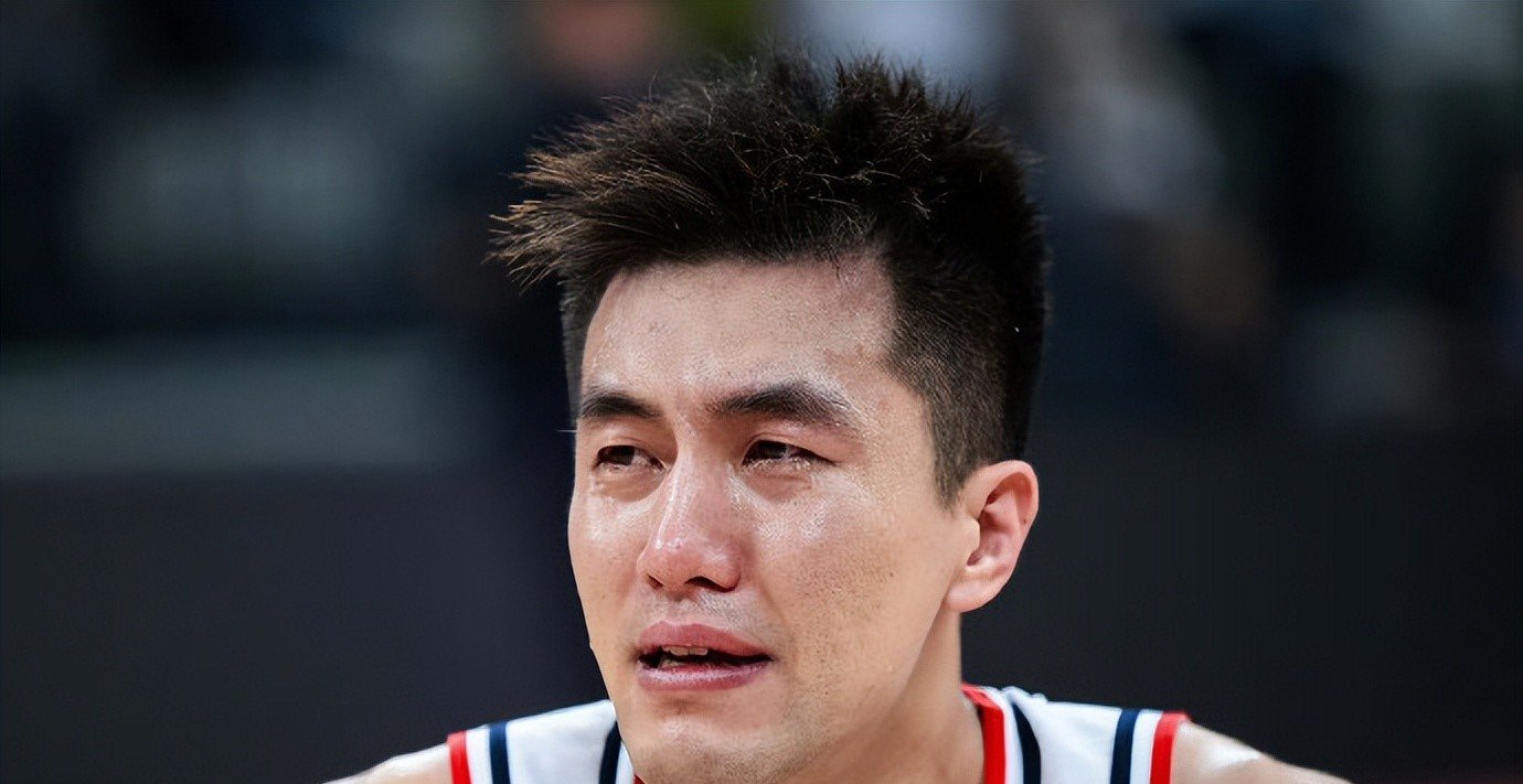 体育赛事直播-辽宁队在主场卫冕，士气高涨